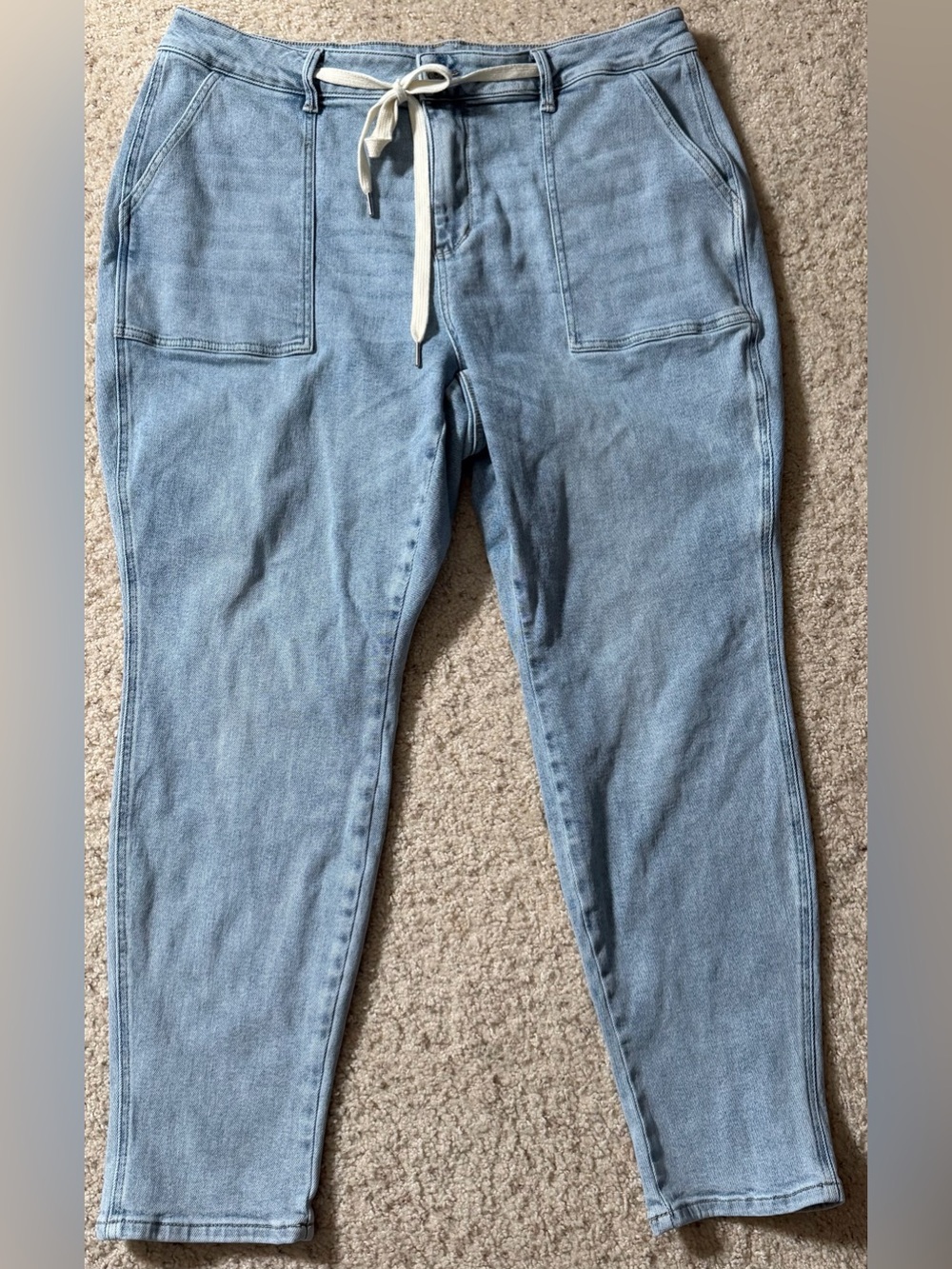 Judy Blue 20W Light Wash Stretch Denim Jogger Jeans Drawstring